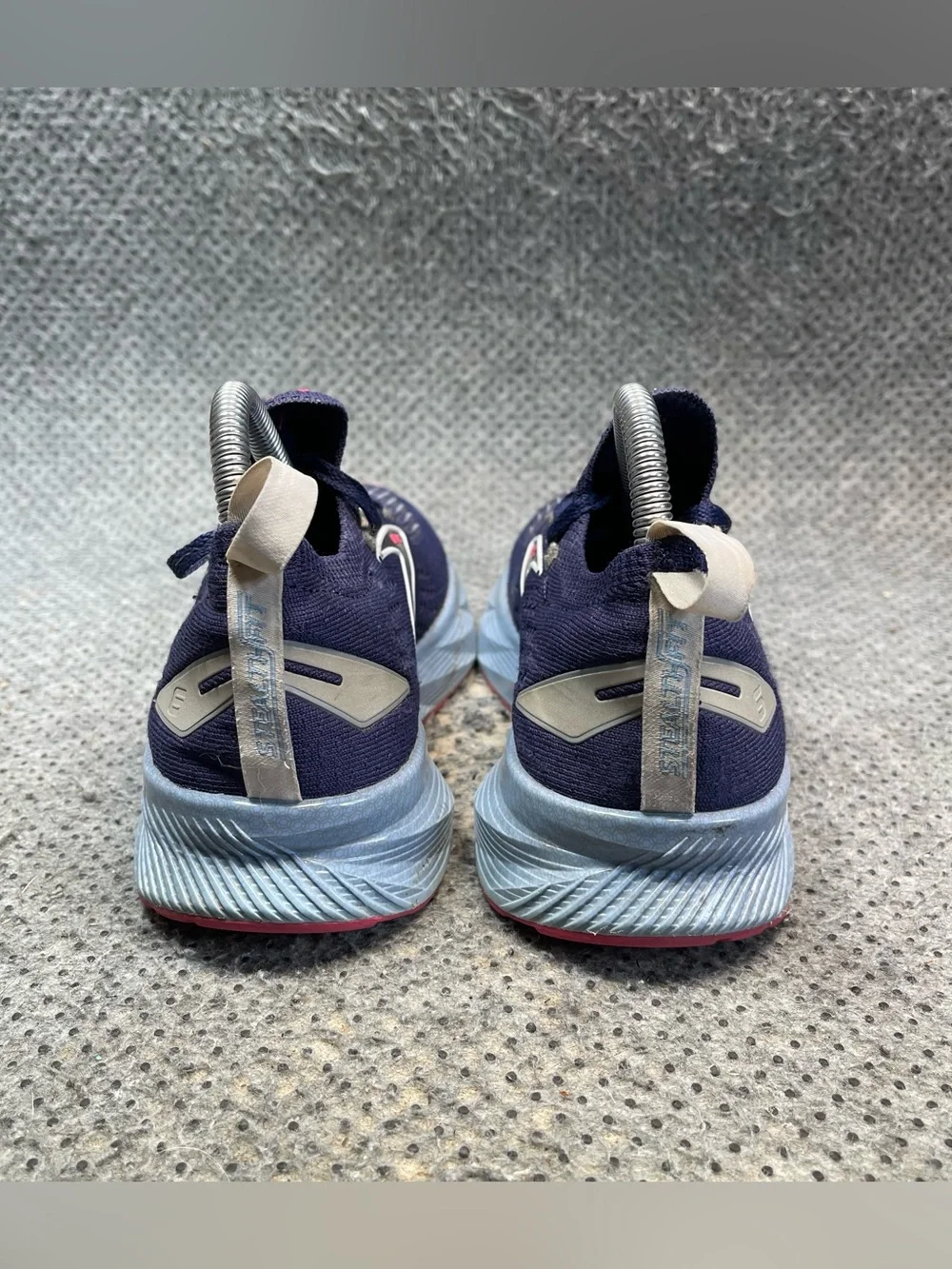 Brooks Levitate 6 Blue Running Shoes Size 7.5 Women’s
